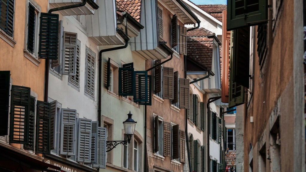 Combien coûte l’installation des volets roulants ?